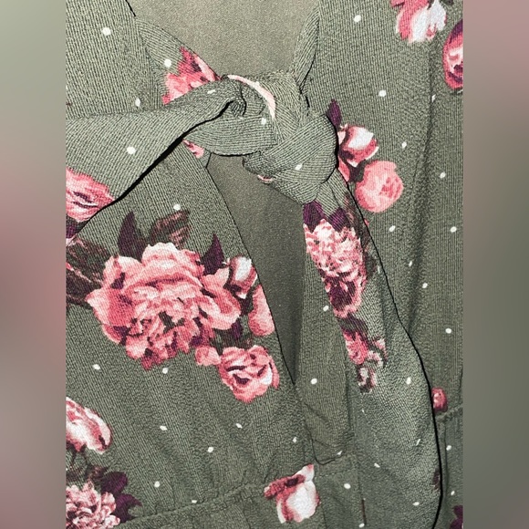 Romper - Picture 3 of 6